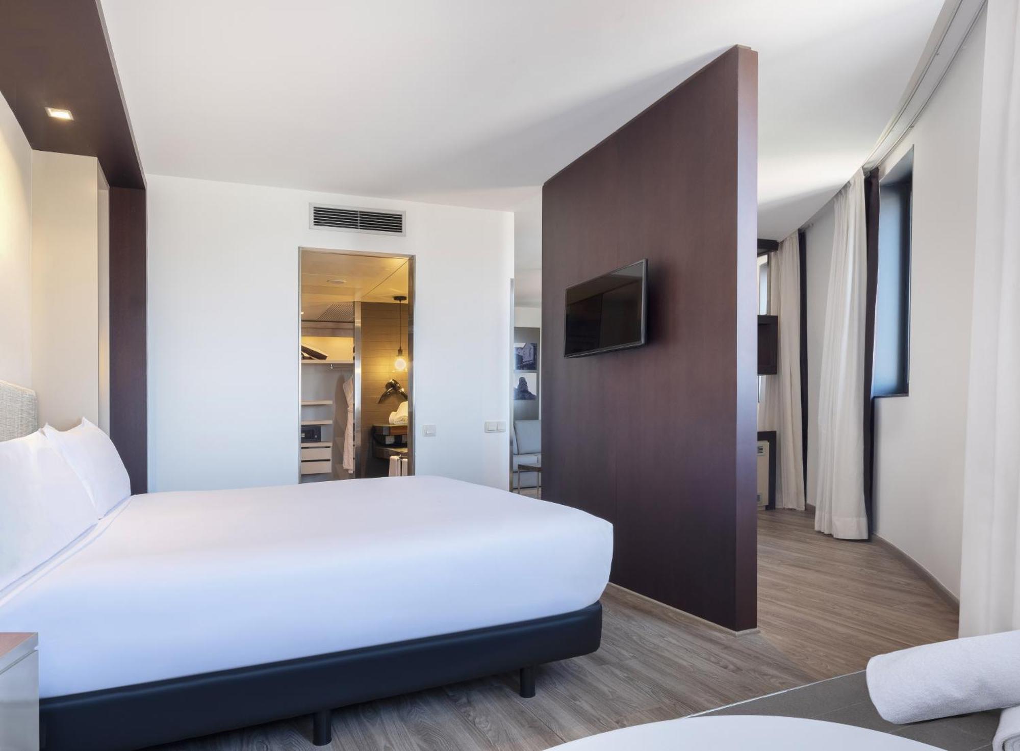 Hotel Barcelona Condal Mar Affiliated By Melia Екстер'єр фото