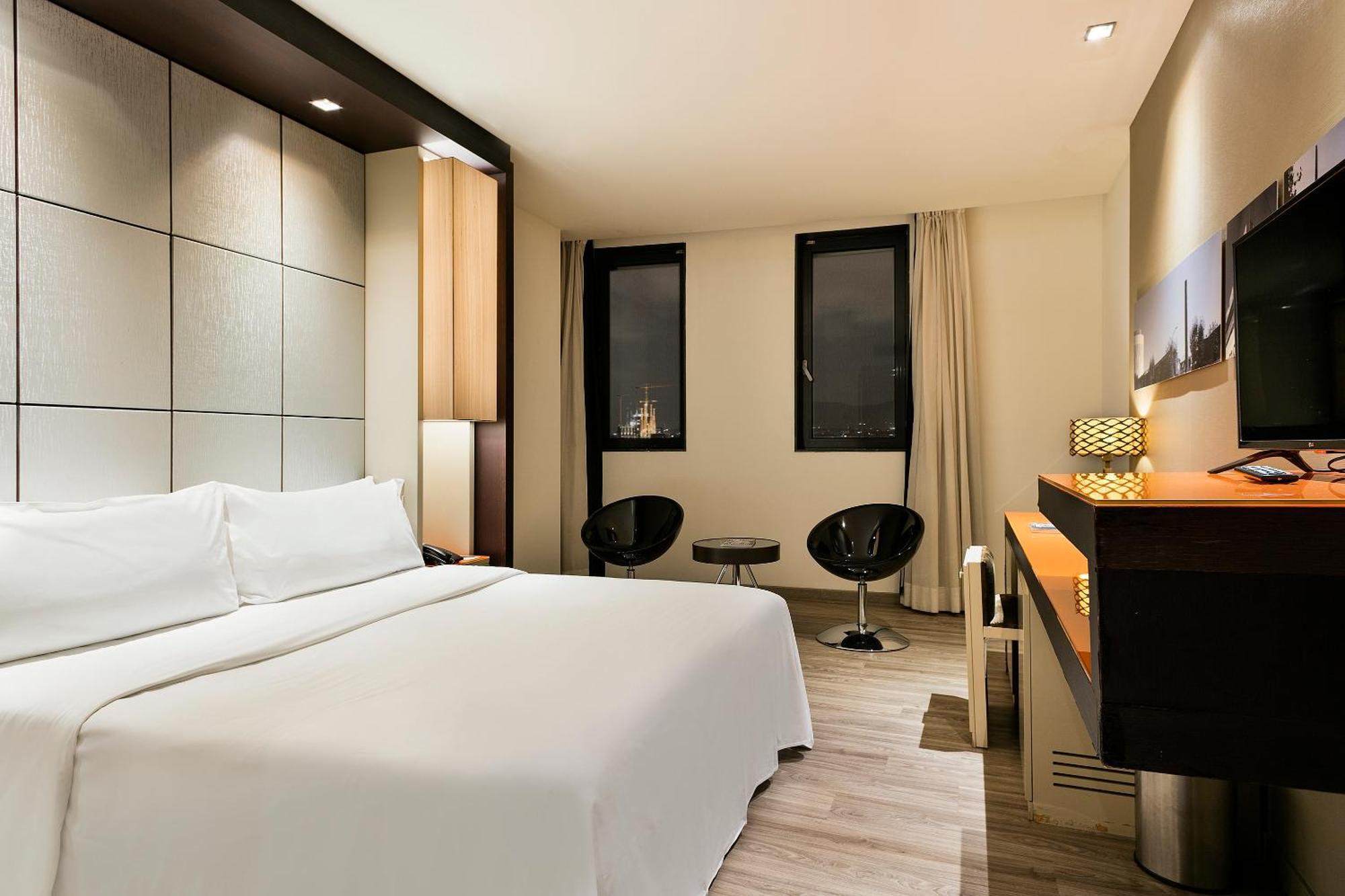 Hotel Barcelona Condal Mar Affiliated By Melia Екстер'єр фото