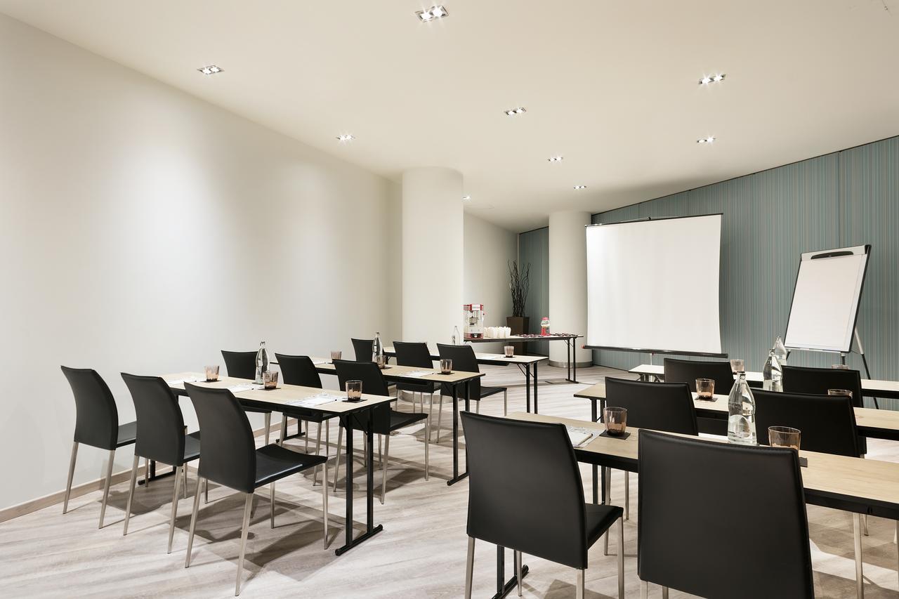 Hotel Barcelona Condal Mar Affiliated By Melia Екстер'єр фото